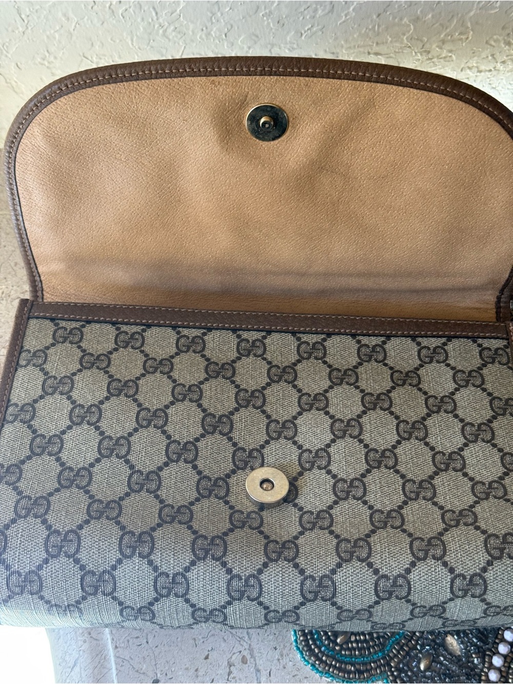 Gucci Brown Monogram Canvas Fold-Over Clutch with Green-Red Web - Picture 9 of 11
